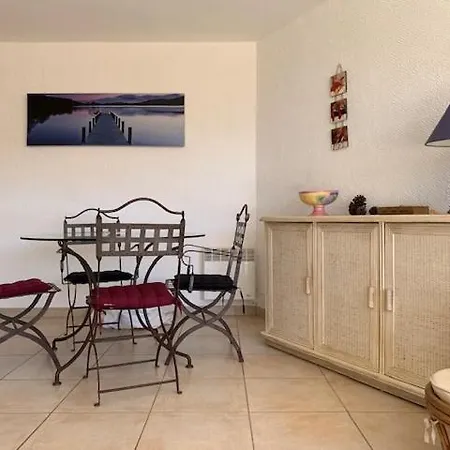 6 Pers, 2 Chambres, Terrasse, Parking, A 20m De La Mer - Ref Jdc042 Apartment *